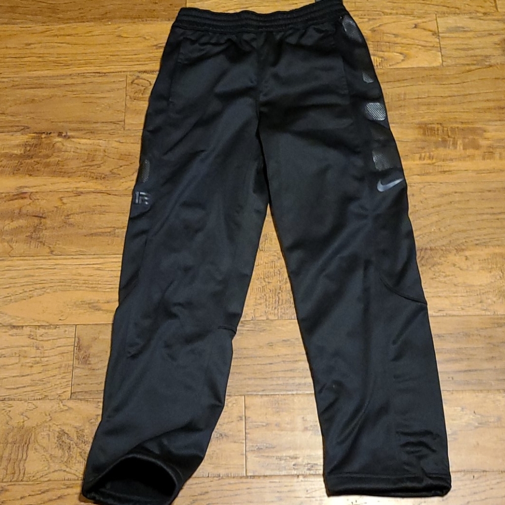 Nike Therma Pants for Boys